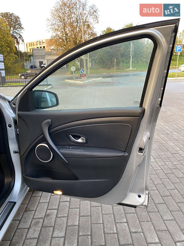 Универсал Renault Megane 2010 в Ровно