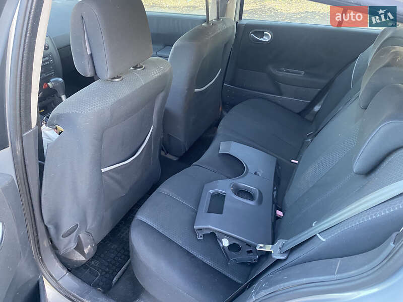 Хэтчбек Renault Megane 2004 в Днепре фото 7 Хэтчбек Renault Megane 2004 в Днепре