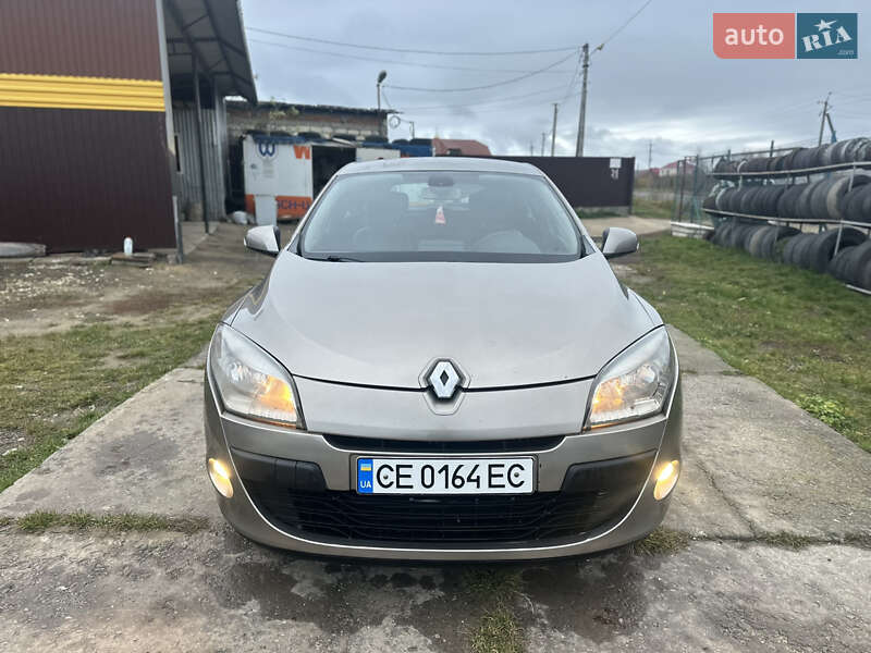 Универсал Renault Megane 2010 в Новой Ушице