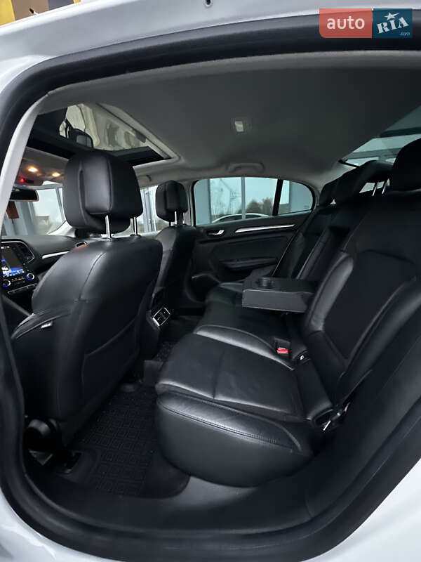 Седан Renault Megane 2020 в Луцке