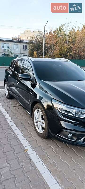 Универсал Renault Megane 2017 в Киеве фото 6 Универсал Renault Megane 2017 в Киеве