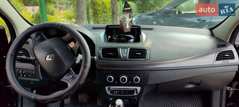 Универсал Renault Megane 2014 в Первомайске фото 5 Универсал Renault Megane 2014 в Первомайске