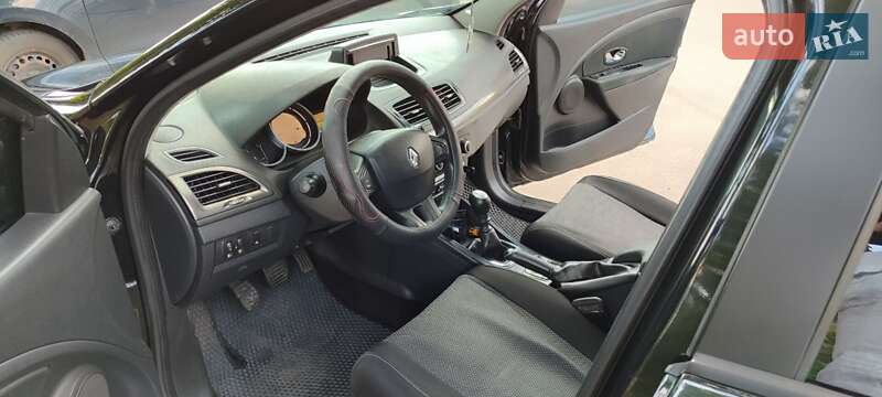 Универсал Renault Megane 2014 в Первомайске фото 17 Универсал Renault Megane 2014 в Первомайске