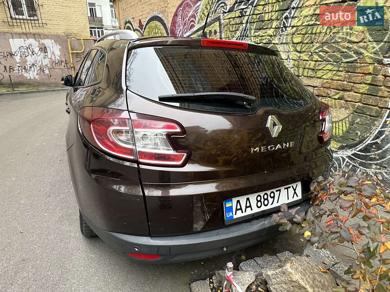 Универсал Renault Megane 2014 в Киеве фото 3 Универсал Renault Megane 2014 в Киеве