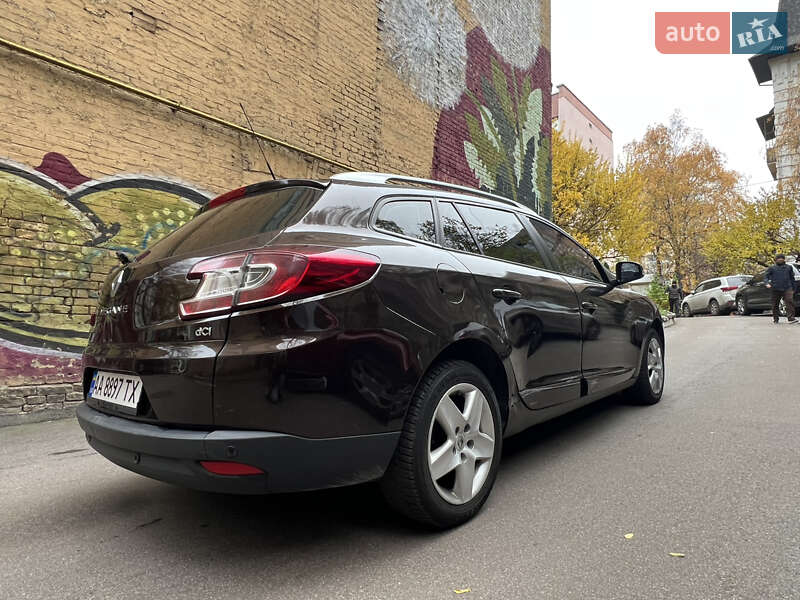 Универсал Renault Megane 2014 в Киеве фото 6 Универсал Renault Megane 2014 в Киеве