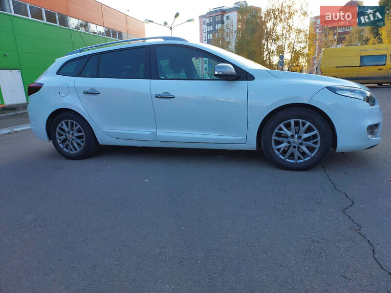 Универсал Renault Megane 2013 в Ровно фото 8 Универсал Renault Megane 2013 в Ровно