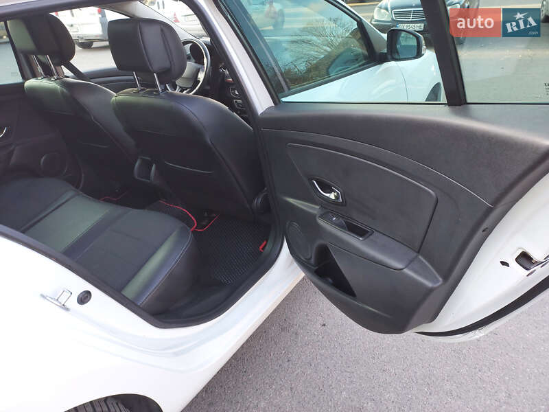 Универсал Renault Megane 2013 в Ровно фото 10 Универсал Renault Megane 2013 в Ровно