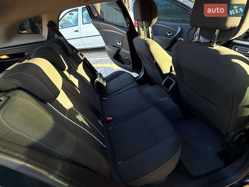 Универсал Renault Megane 2012 в Киеве фото 24 Универсал Renault Megane 2012 в Киеве