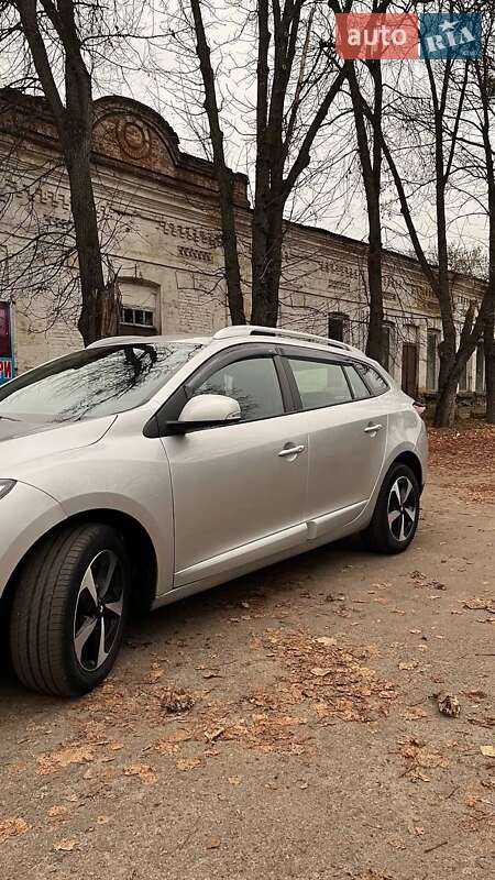 Универсал Renault Megane 2014 в Кролевце
