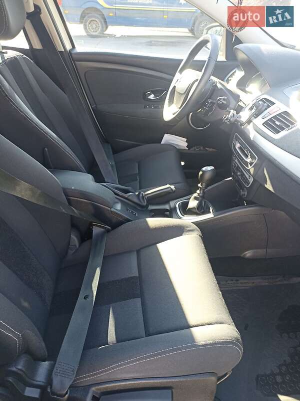Универсал Renault Megane 2009 в Кременчуге фото 2 Универсал Renault Megane 2009 в Кременчуге