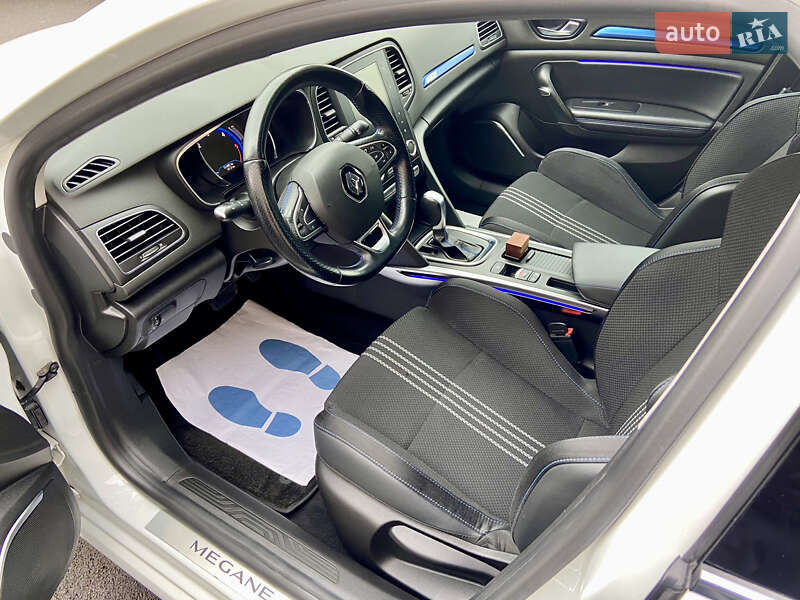 Хэтчбек Renault Megane 2017 в Умани