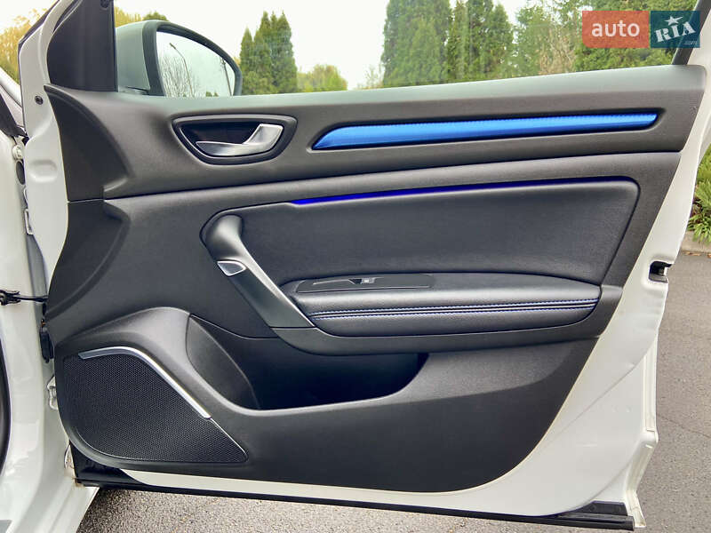 Хэтчбек Renault Megane 2017 в Умани