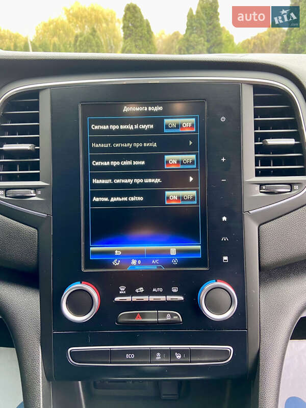 Хэтчбек Renault Megane 2017 в Умани