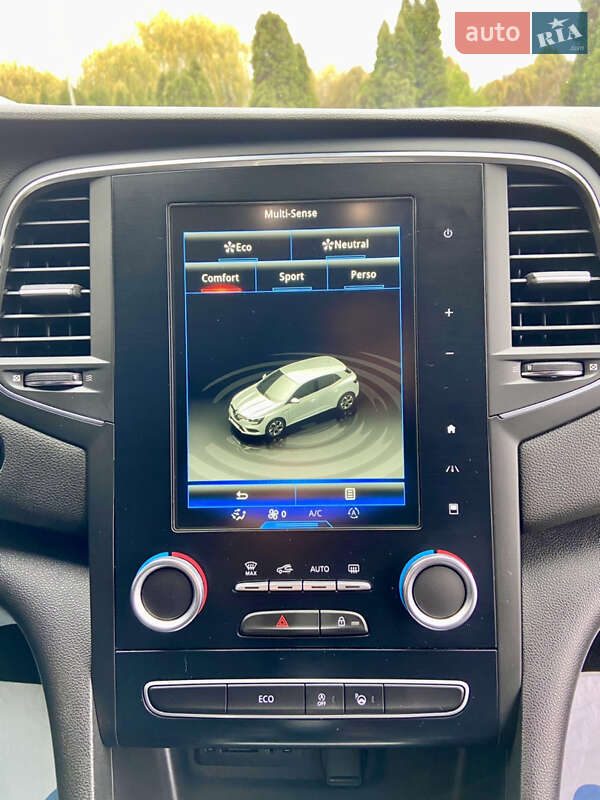 Хэтчбек Renault Megane 2017 в Умани