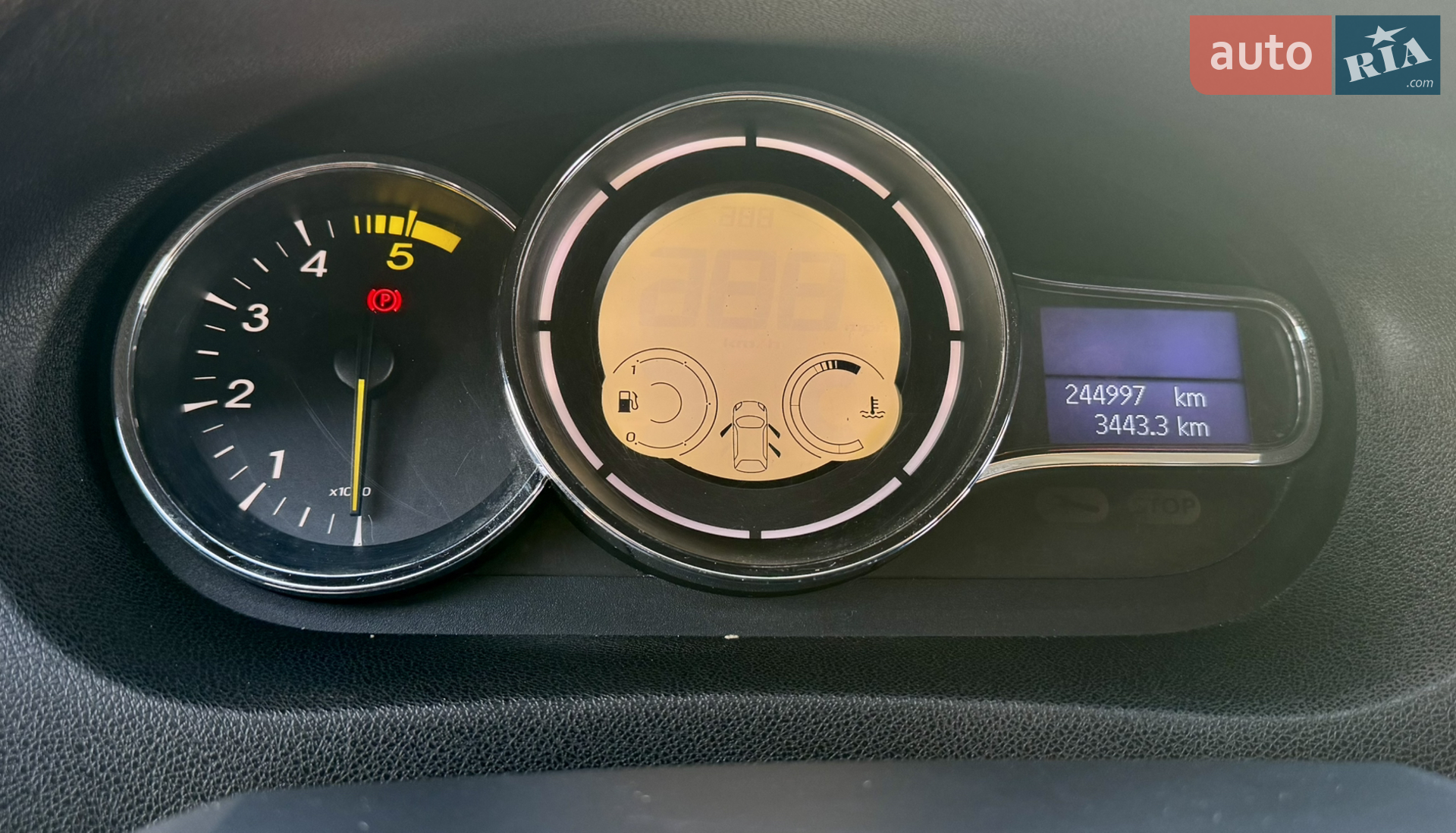 2010 Renault Megane - мініатюра 18