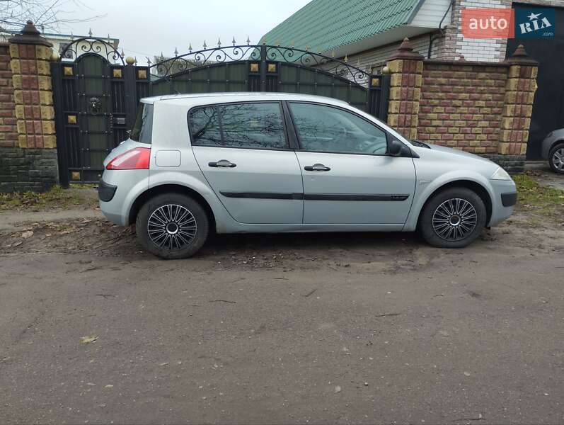 Хэтчбек Renault Megane 2003 в Радомышле фото 9 Хэтчбек Renault Megane 2003 в Радомышле