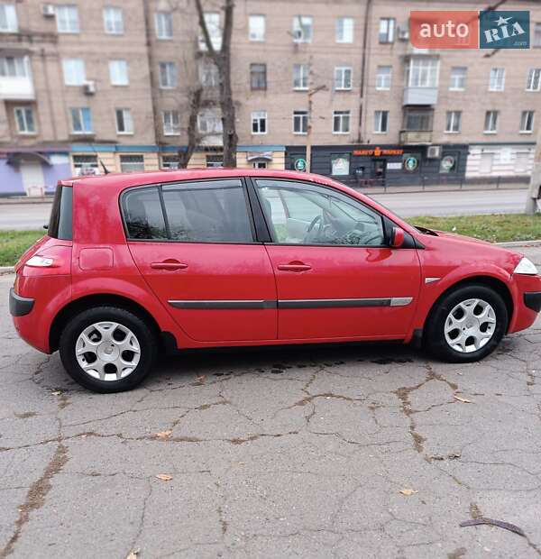Хэтчбек Renault Megane 2006 в Кривом Роге фото 3 Хэтчбек Renault Megane 2006 в Кривом Роге