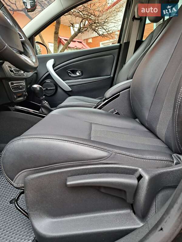 Универсал Renault Megane 2011 в Умани