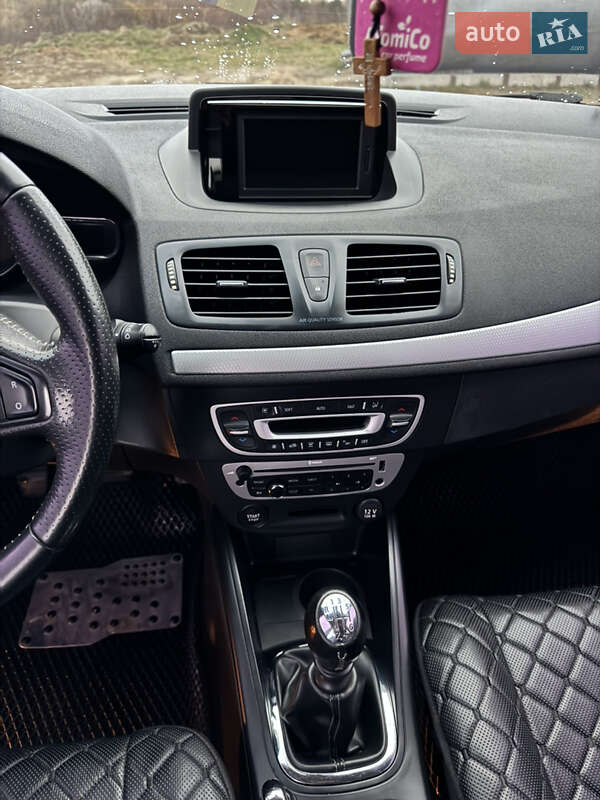 Универсал Renault Megane 2013 в Львове фото 5 Универсал Renault Megane 2013 в Львове