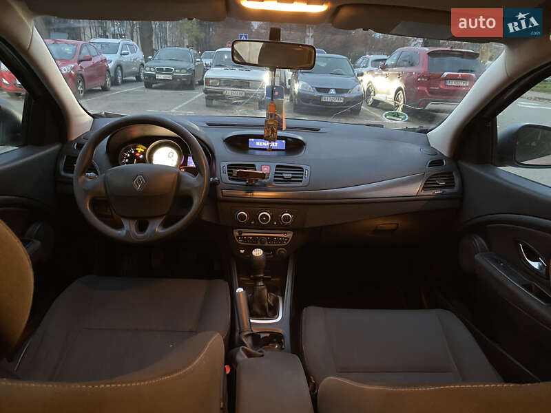 Универсал Renault Megane 2010 в Киеве фото 9 Универсал Renault Megane 2010 в Киеве