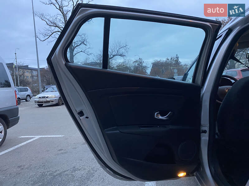 Универсал Renault Megane 2010 в Киеве фото 12 Универсал Renault Megane 2010 в Киеве