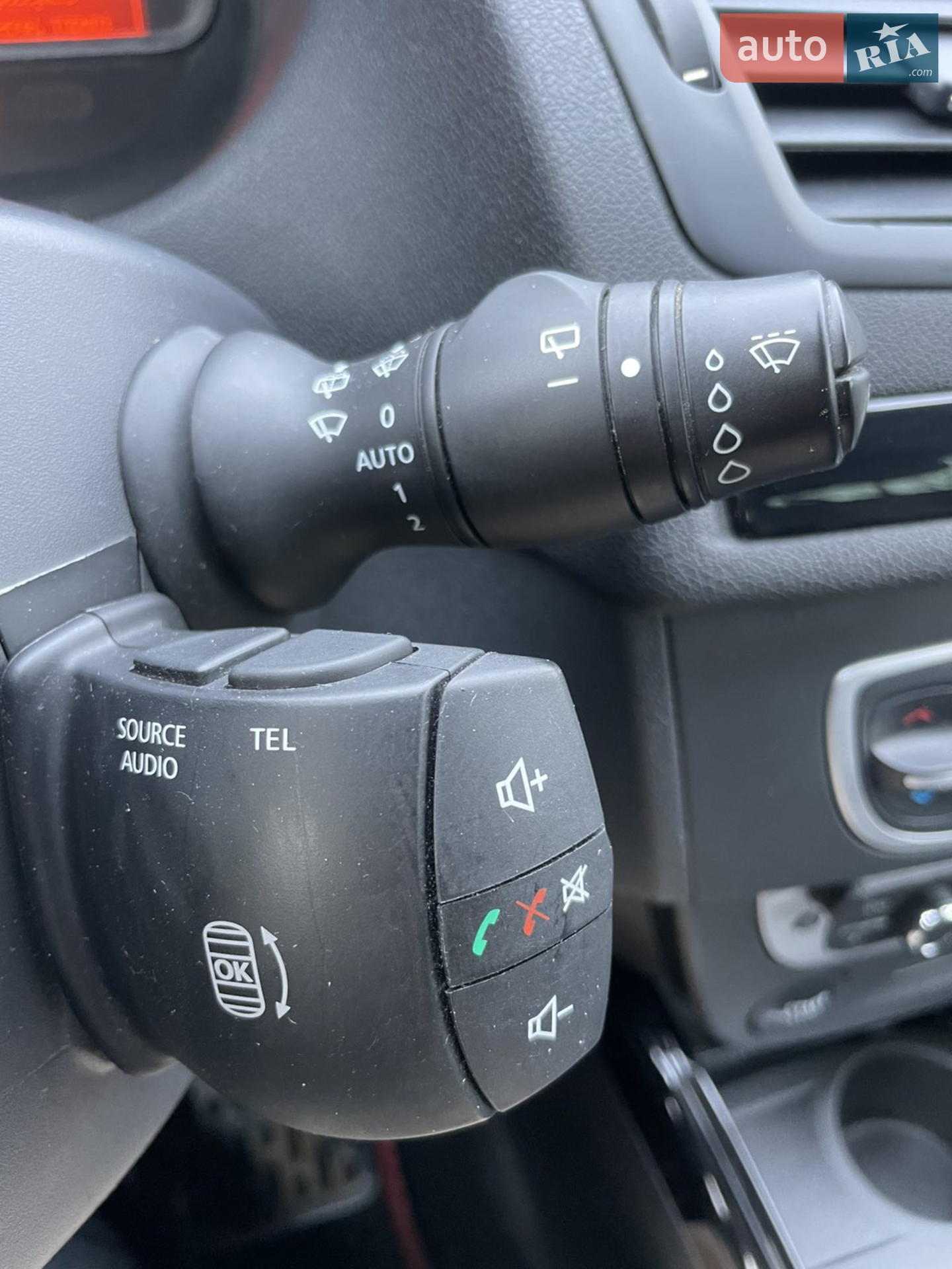 2013 Renault Megane - мініатюра 27