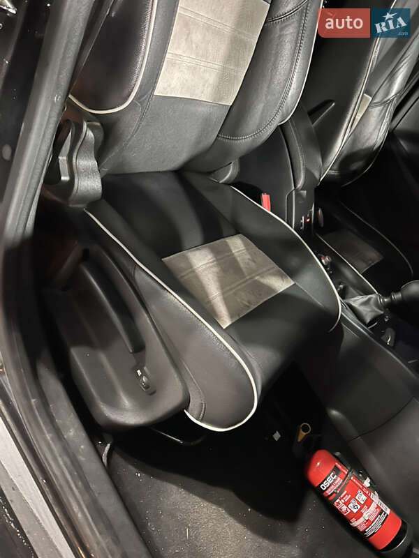 Универсал Renault Megane 2012 в Луцке фото 26 Универсал Renault Megane 2012 в Луцке