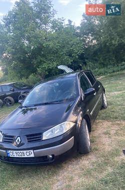 Хетчбек Renault Megane 2004 в Кельменцях