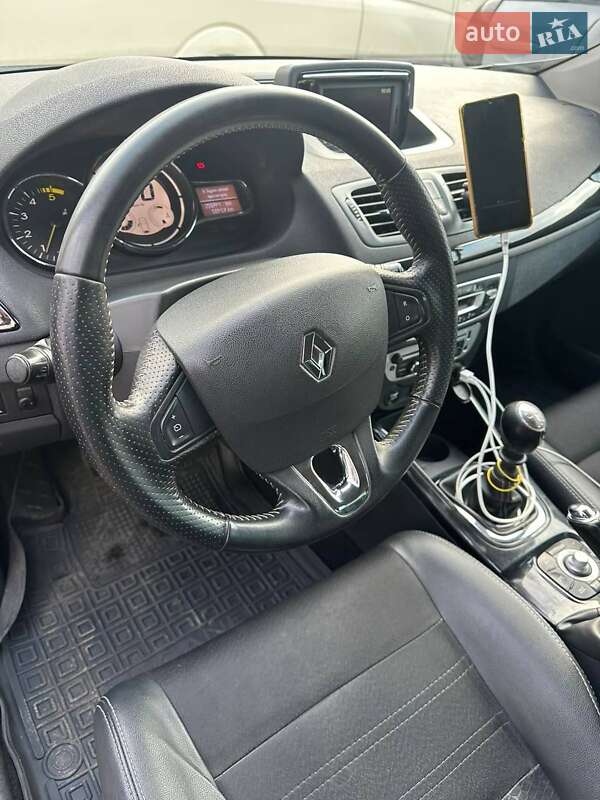 Универсал Renault Megane 2014 в Львове фото 9 Универсал Renault Megane 2014 в Львове