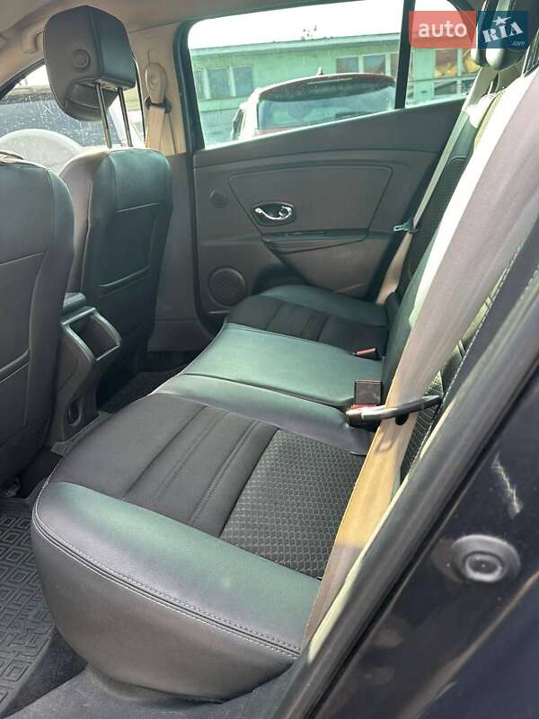 Универсал Renault Megane 2014 в Львове фото 14 Универсал Renault Megane 2014 в Львове