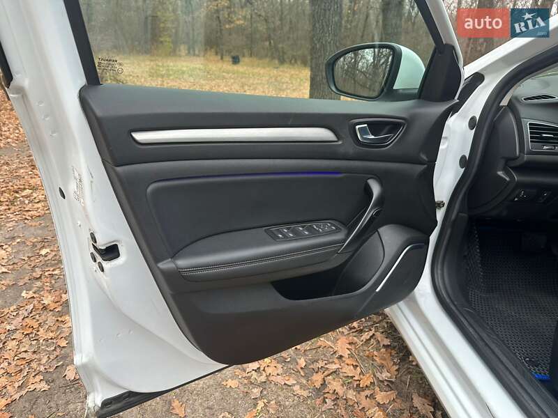 Седан Renault Megane 2019 в Дніпрі