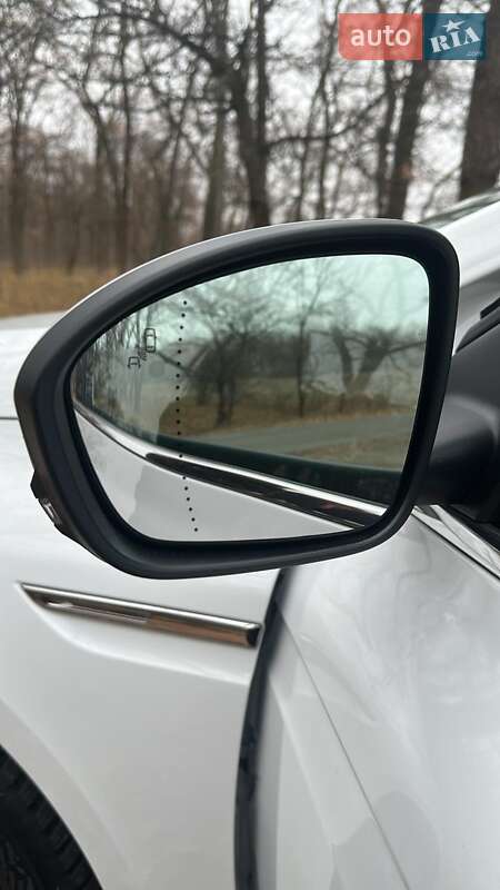 Седан Renault Megane 2019 в Дніпрі