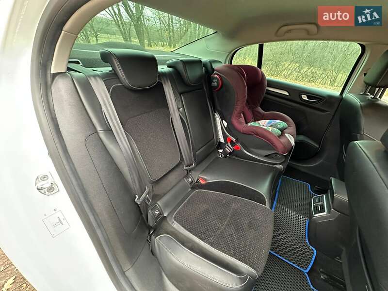 Седан Renault Megane 2019 в Дніпрі