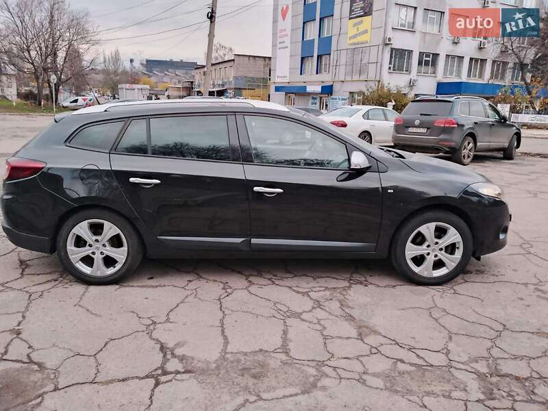 Универсал Renault Megane 2011 в Каменском фото 10 Универсал Renault Megane 2011 в Каменском