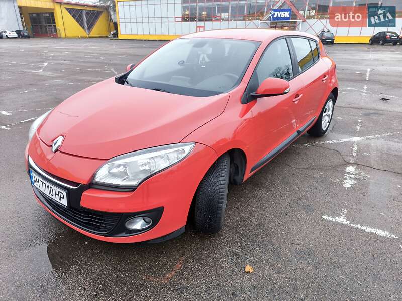 Хэтчбек Renault Megane 2012 в Житомире фото Хэтчбек Renault Megane 2012 в Житомире