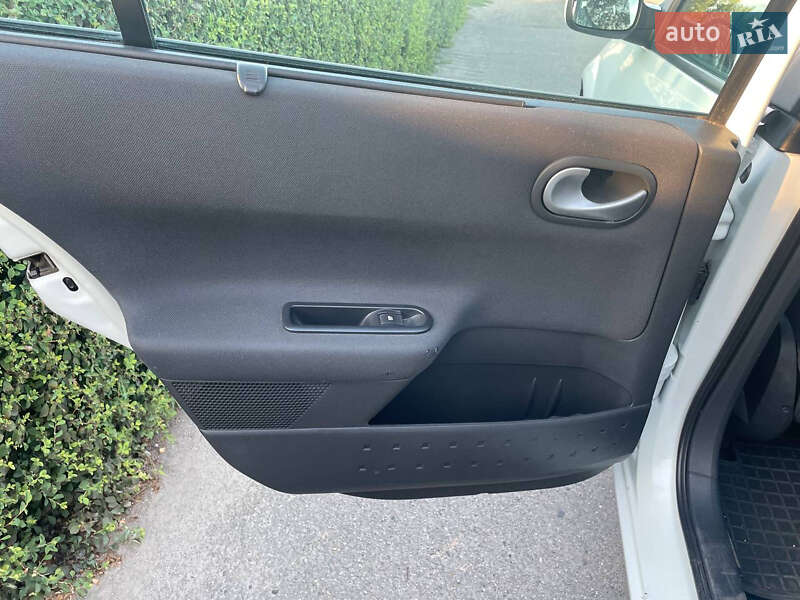 Универсал Renault Megane 2008 в Каменском