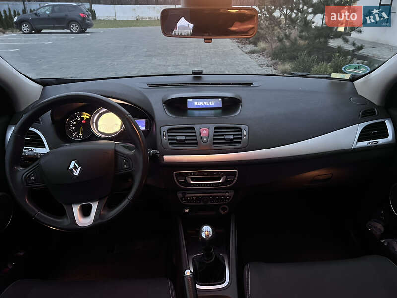 Хэтчбек Renault Megane 2009 в Луцке фото 13 Хэтчбек Renault Megane 2009 в Луцке