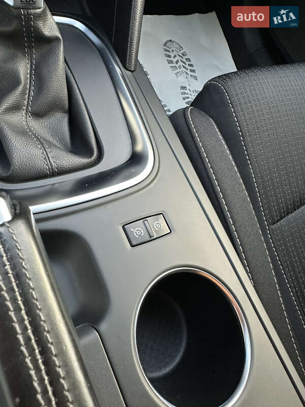 Універсал Renault Megane 2019 в Києві фото 41 Універсал Renault Megane 2019 в Києві
