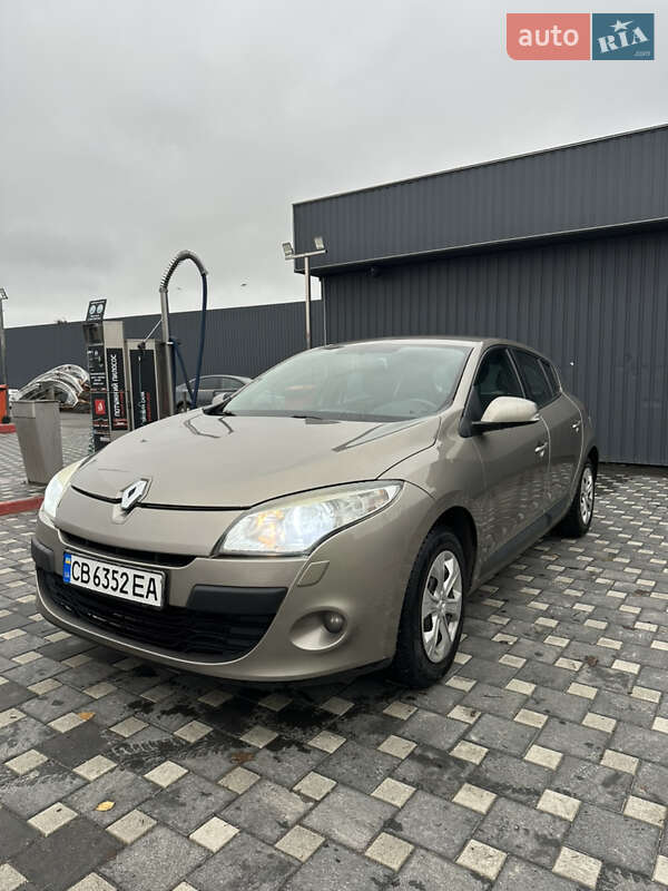 Хэтчбек Renault Megane 2010 в Полтаве