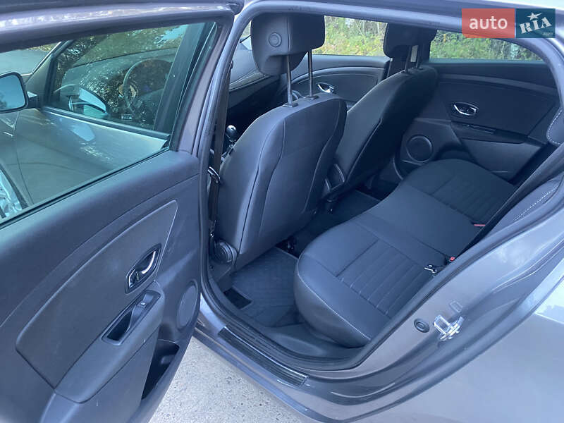 Универсал Renault Megane 2014 в Луцке фото 18 Универсал Renault Megane 2014 в Луцке