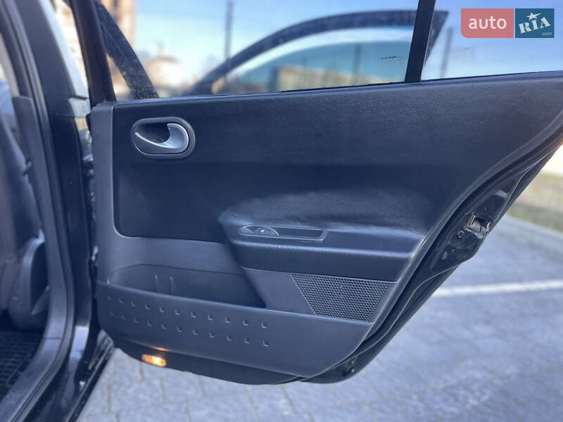 Универсал Renault Megane 2005 в Пустомытах