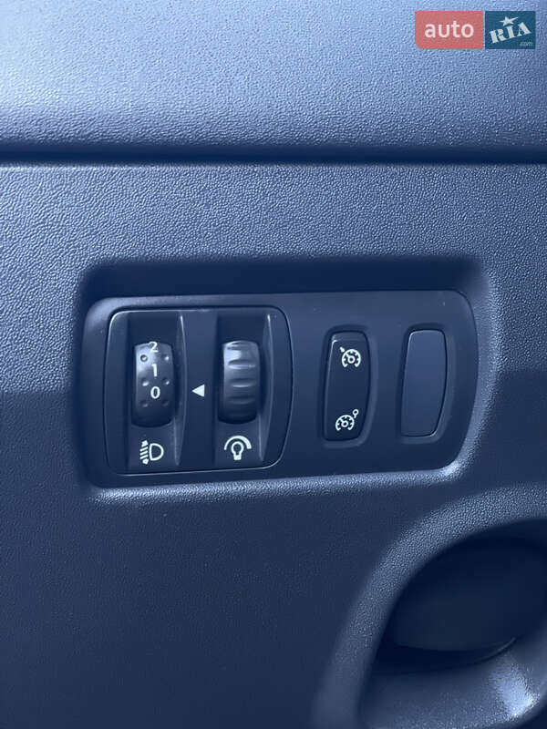 Универсал Renault Megane 2005 в Пустомытах