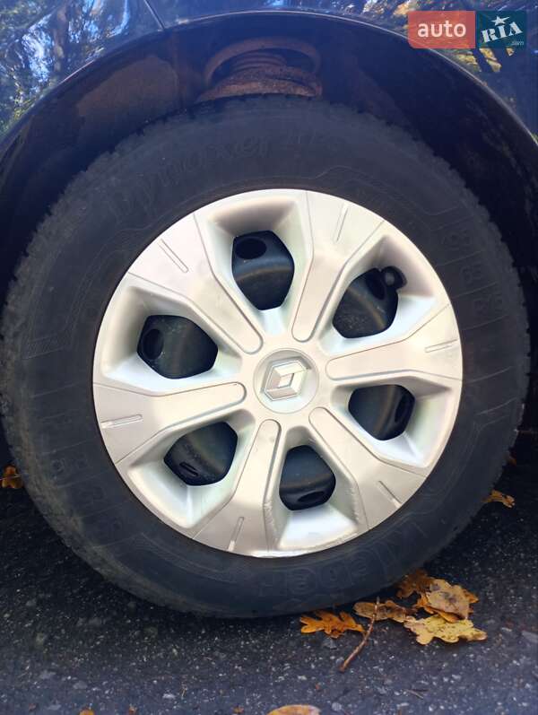 Универсал Renault Megane 2011 в Ярмолинцах фото 13 Универсал Renault Megane 2011 в Ярмолинцах