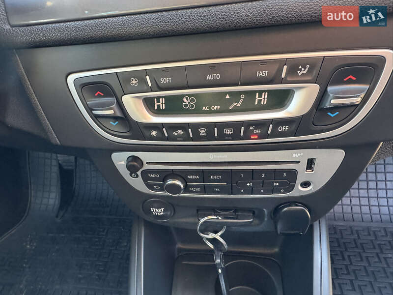 Универсал Renault Megane 2015 в Луцке фото 26 Универсал Renault Megane 2015 в Луцке