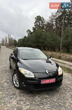 Хэтчбек Renault Megane 2010 в Ахтырке