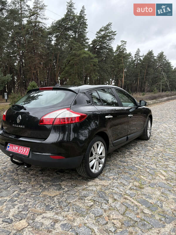 Хэтчбек Renault Megane 2010 в Ахтырке фото 3 Хэтчбек Renault Megane 2010 в Ахтырке