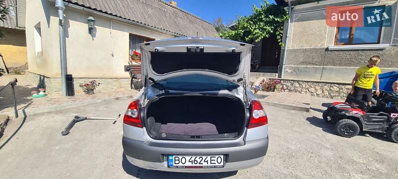 Седан Renault Megane 2005 в Тернополе фото 10 Седан Renault Megane 2005 в Тернополе