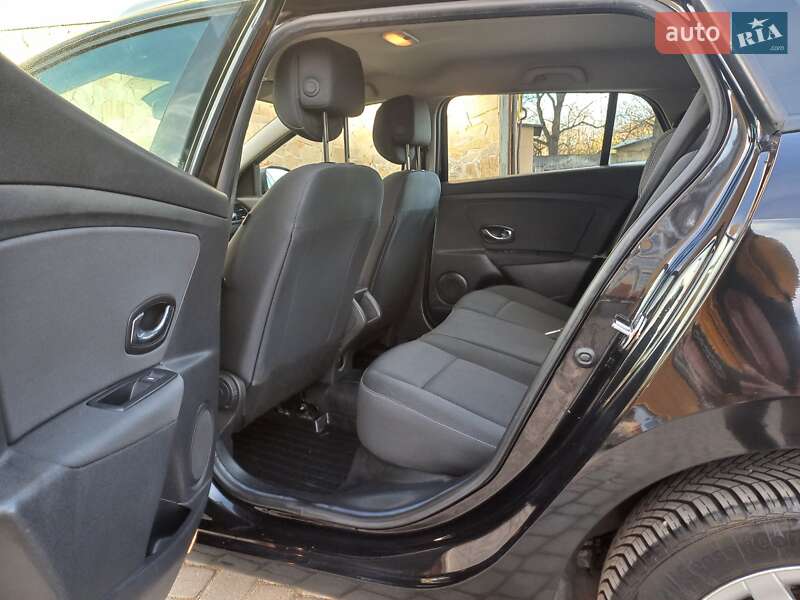 Универсал Renault Megane 2012 в Надворной фото 34 Универсал Renault Megane 2012 в Надворной