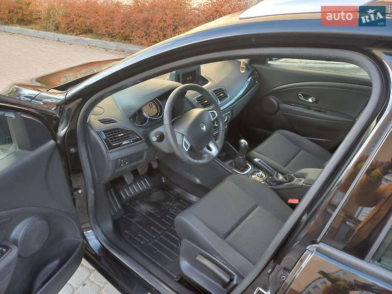 Универсал Renault Megane 2012 в Надворной фото 39 Универсал Renault Megane 2012 в Надворной