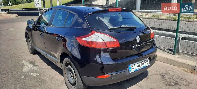 Хетчбек Renault Megane 2014 в Києві фото 3 Хетчбек Renault Megane 2014 в Києві